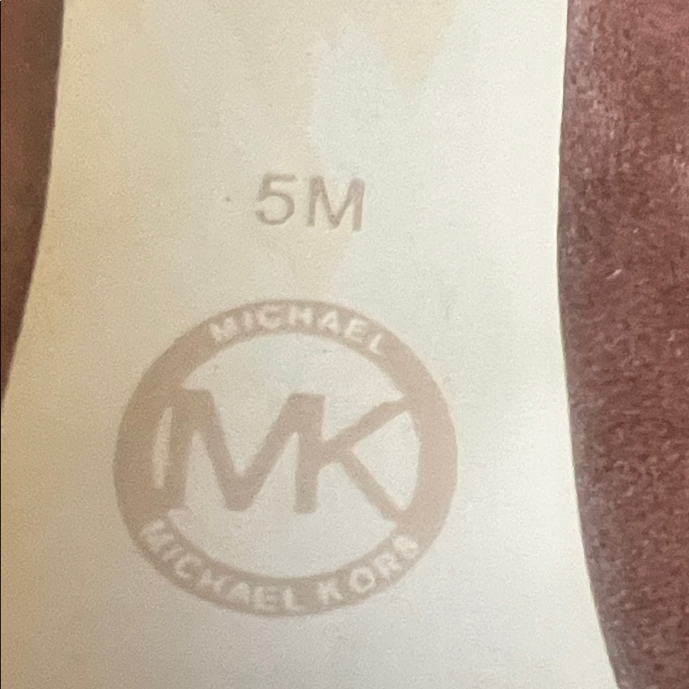 MICHAEL KORS Ankle Boots - Picture 8 of 8